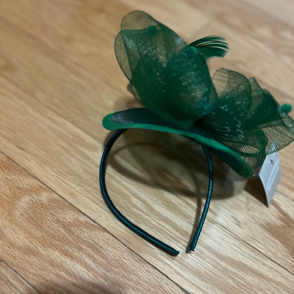 Elegant Green Fascinator Headband